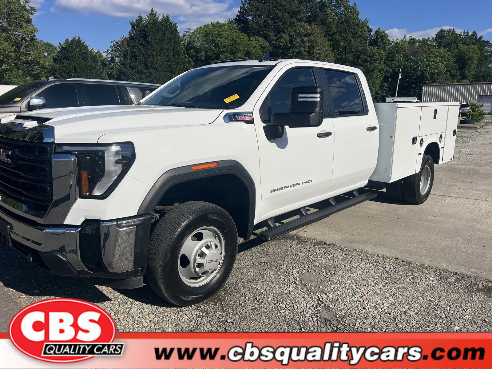 Used 2025 GMC Sierra 3500 Pro w/ Convenience Package AWD/4WD image 1