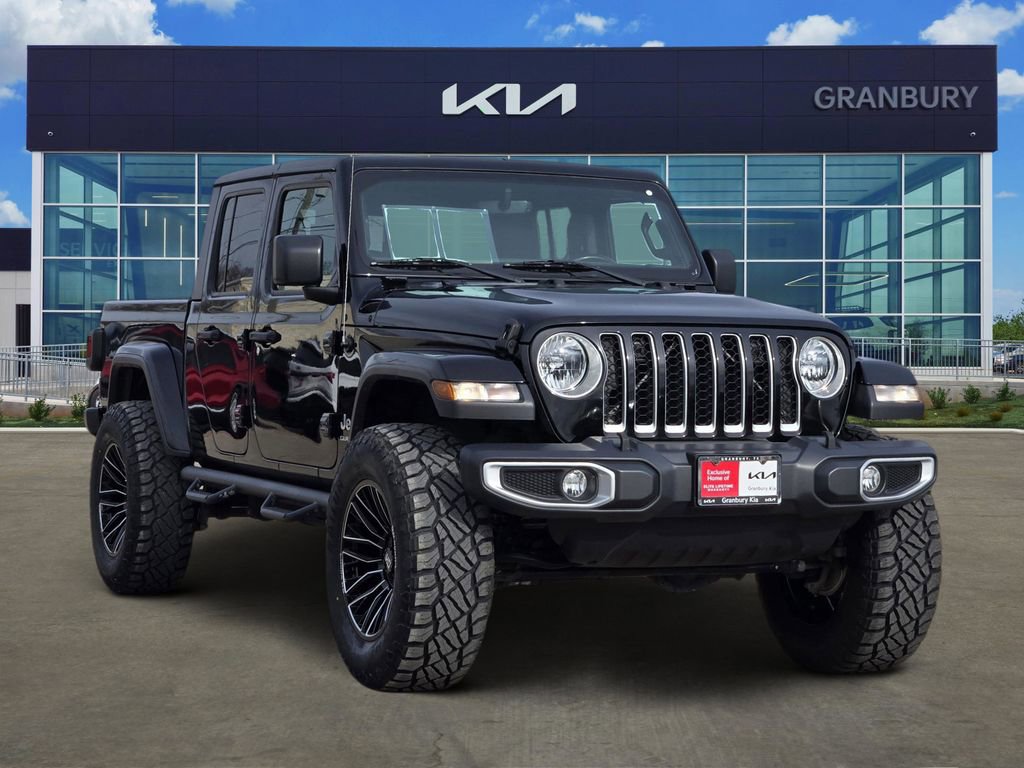 Used 2020 Jeep Gladiator Overland w/ Popular Equipment Package image 3