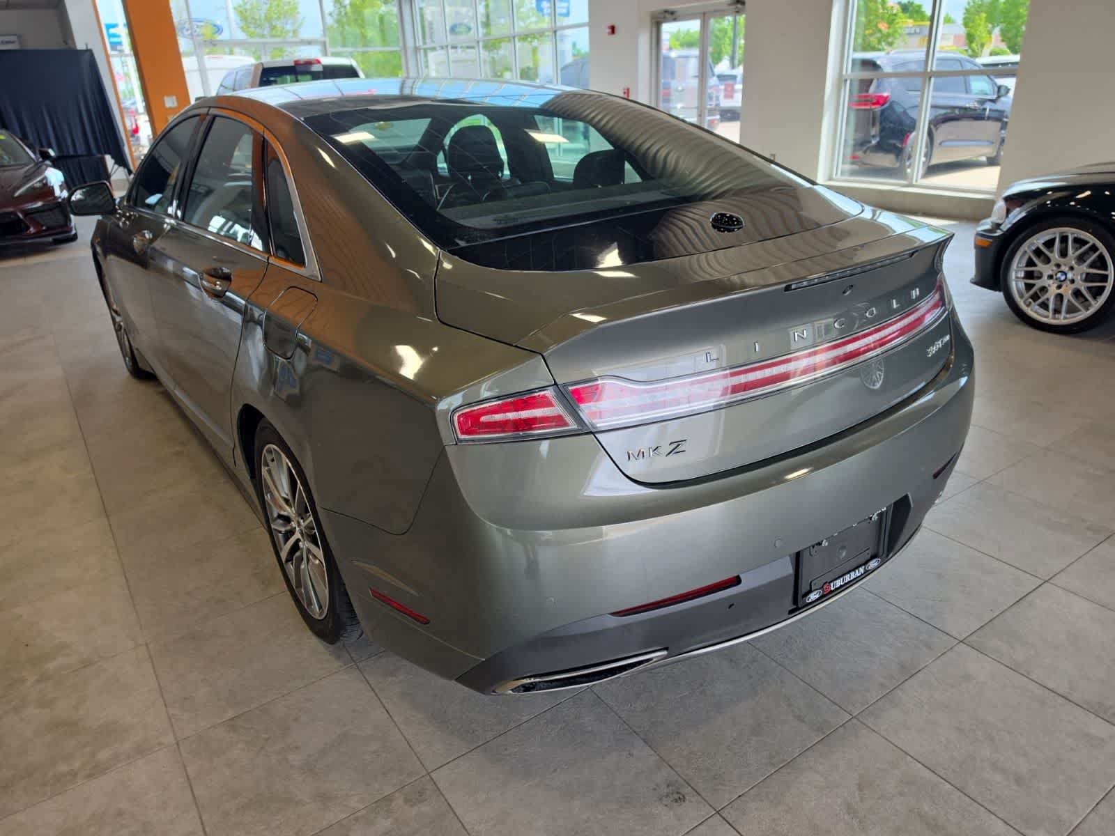 Used 2017 Lincoln MKZ Select AWD/4WD image 10