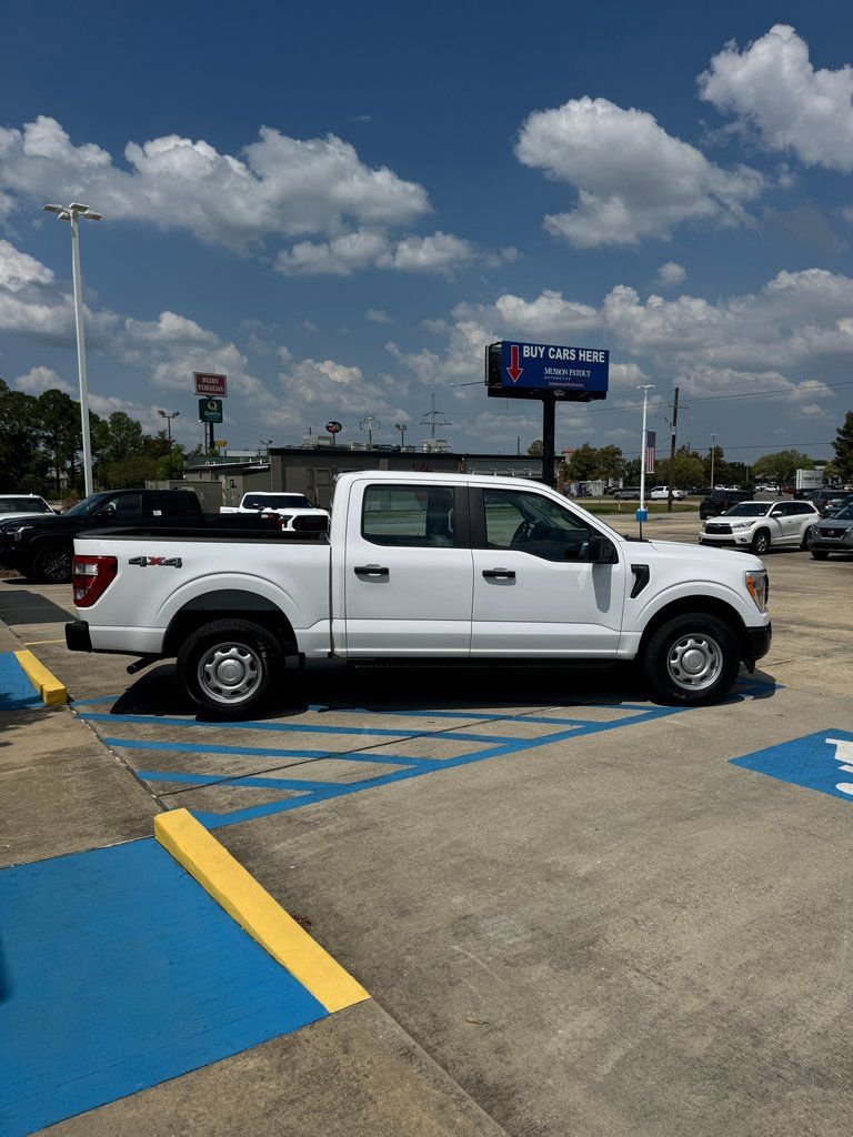Used 2021 Ford F150 XL w/ Trailer Tow Package image 4