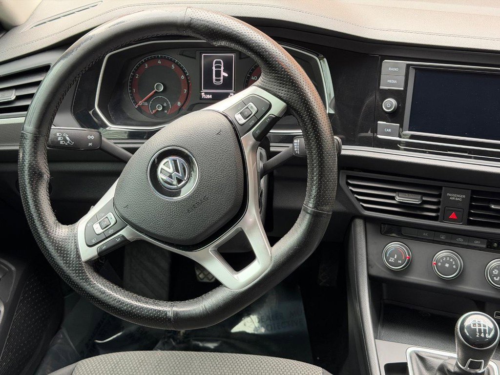 Used 2019 Volkswagen Jetta S image 12