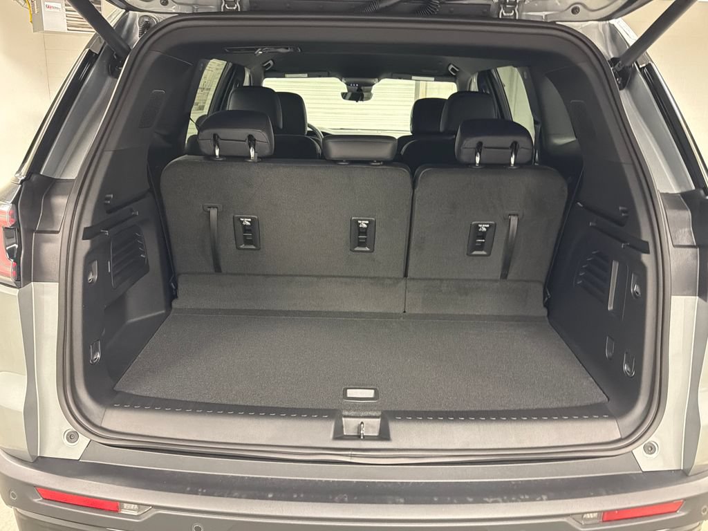 New 2026 GMC Acadia Elevation w/ Black Edition FWD image 15