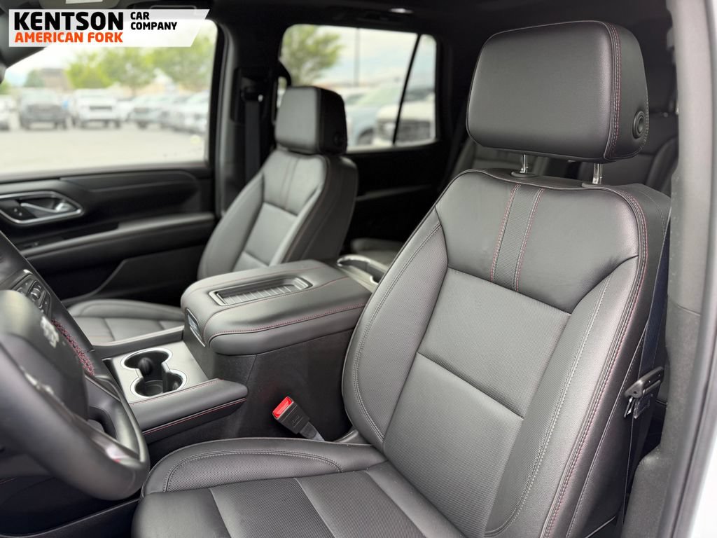 Used 2024 Chevrolet Tahoe RST w/ Luxury Package AWD/4WD image 28