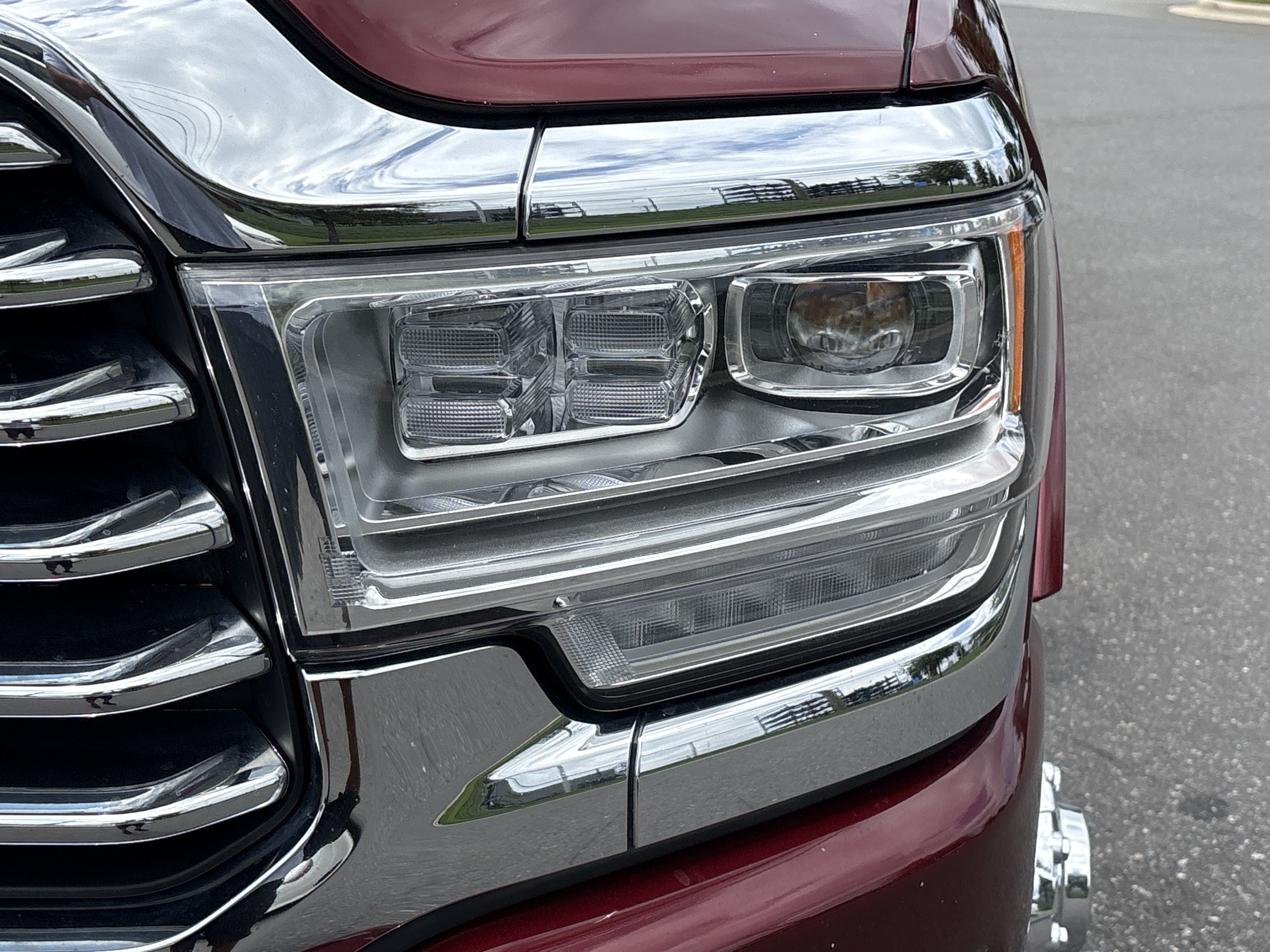 Used 2024 RAM 3500 Limited AWD/4WD image 11