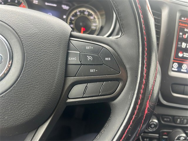 Used 2021 Jeep Cherokee Trailhawk w/ Premium Leather Package image 25