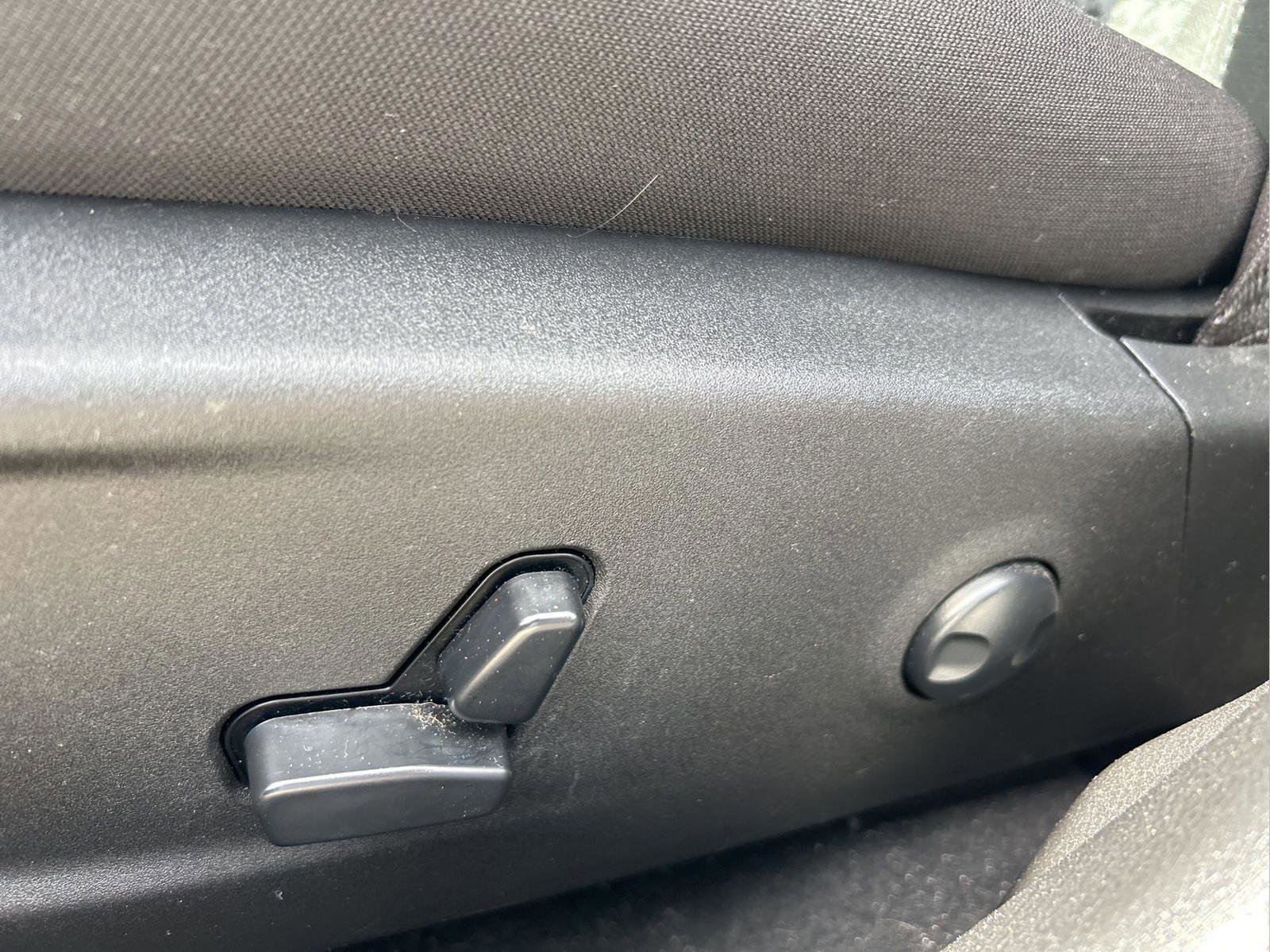 Certified 2023 Dodge Charger SXT w/ Blacktop Package image 27