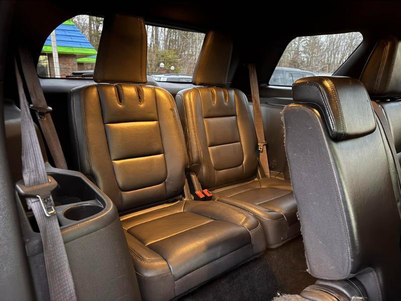 Used 2013 Ford Explorer XLT AWD/4WD image 18