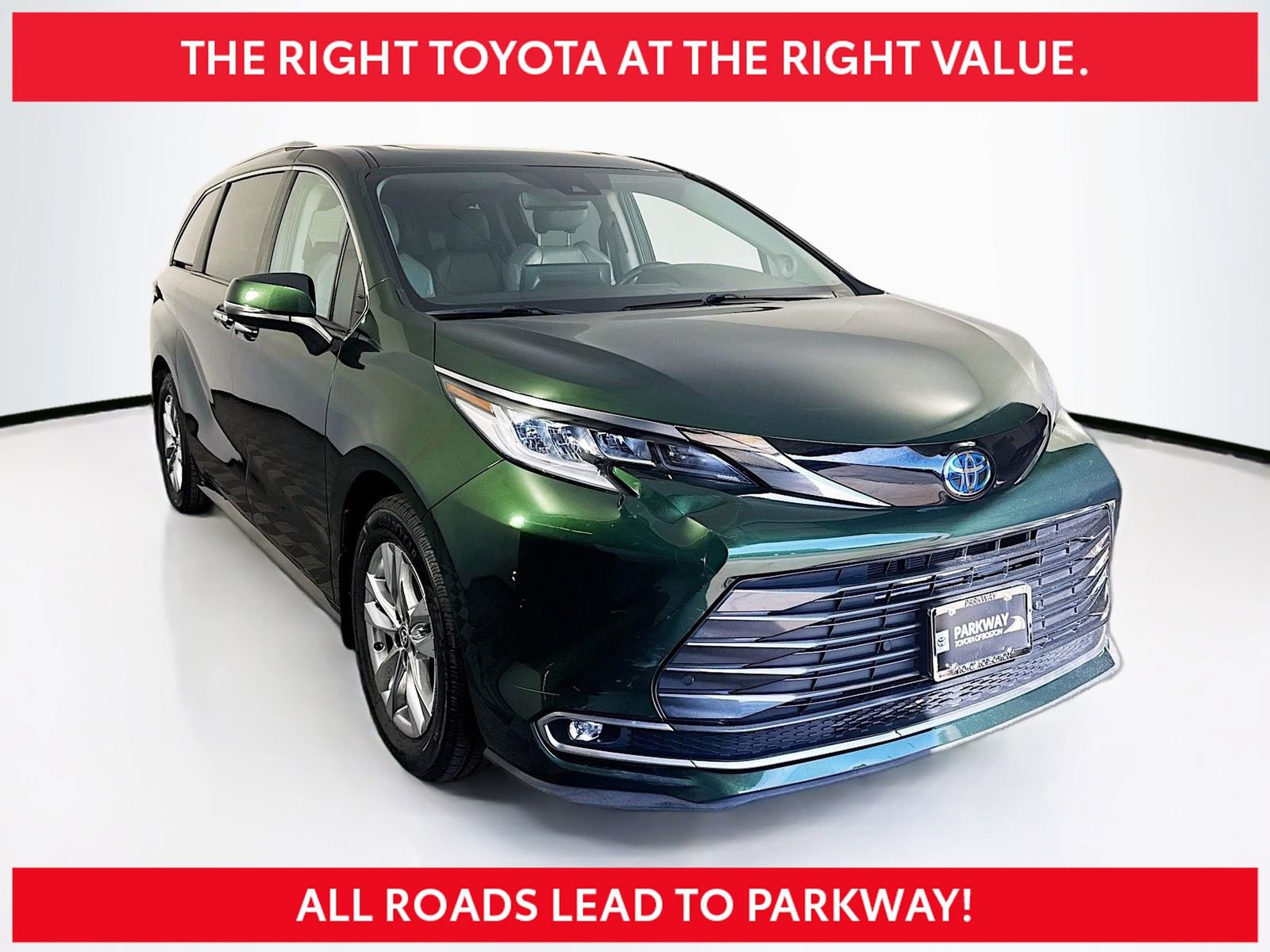 Used 2023 Toyota Sienna Limited AWD/4WD image 1