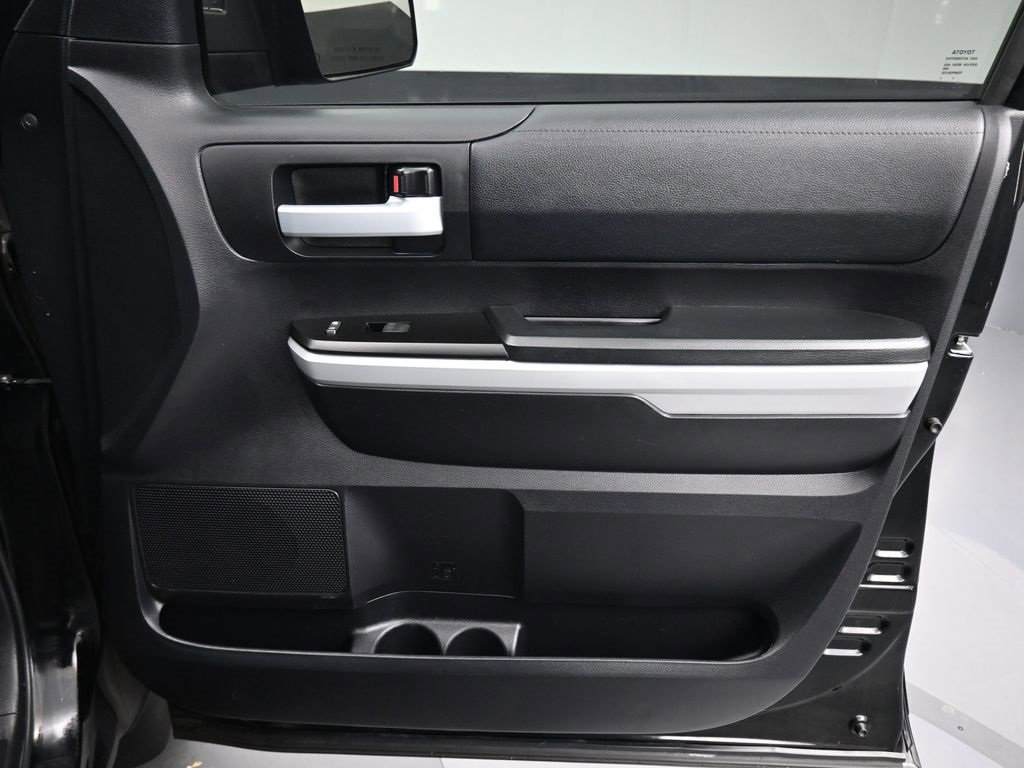 Used 2020 Toyota Tundra SR5 w/ SR5 Upgrade Package image 39