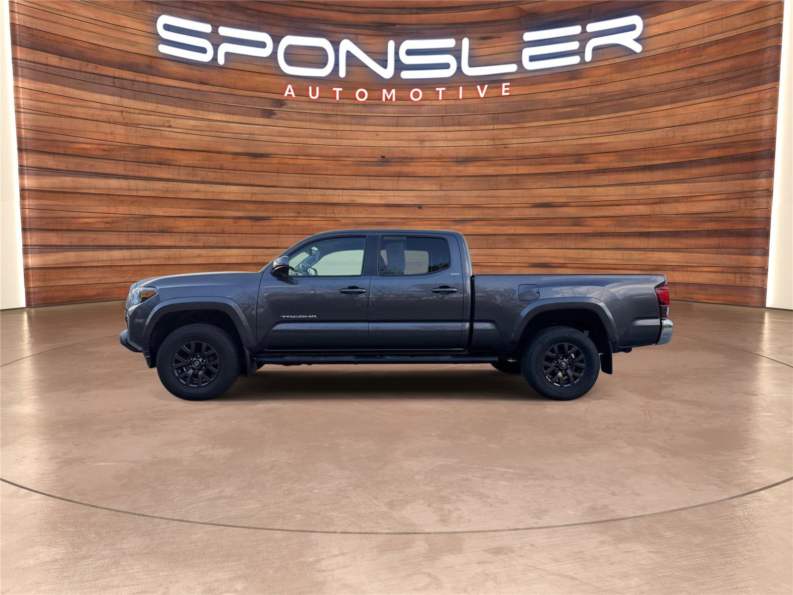 Used 2022 Toyota Tacoma SR5 image 2