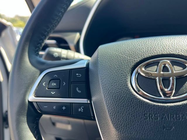 Used 2023 Toyota Highlander Limited AWD/4WD image 20