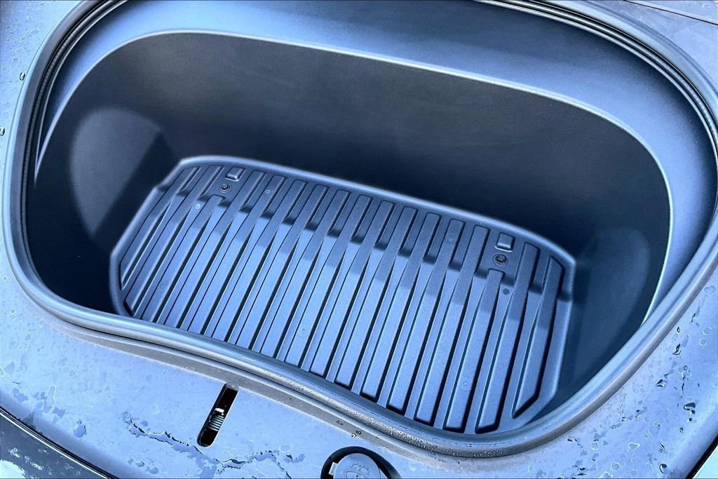 Used 2025 Tesla Model 3 Long Range image 34