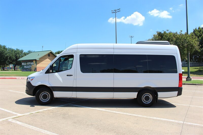 Used 2025 Mercedes-Benz Sprinter 2500 image 1