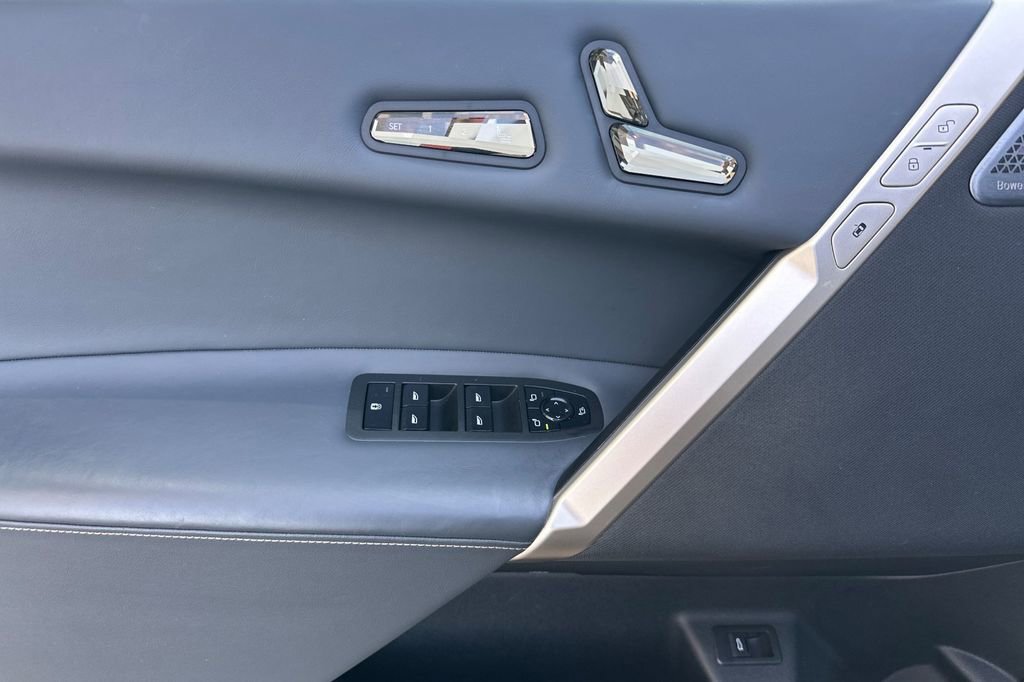 Used 2023 BMW iX M60 image 10