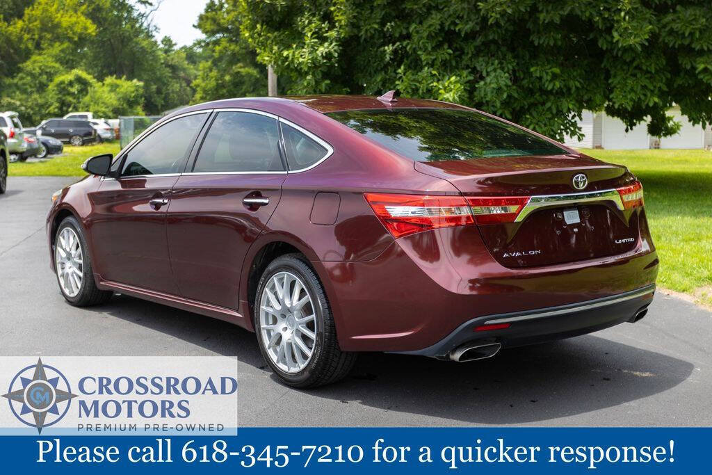 Used 2016 Toyota Avalon Limited FWD image 3