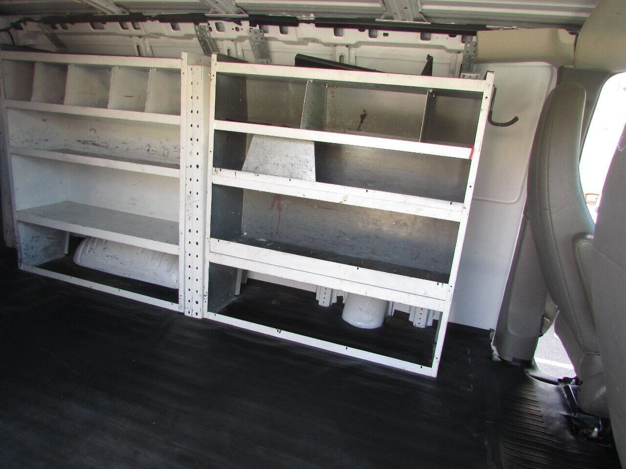 Used 2012 Chevrolet Express 1500 image 19