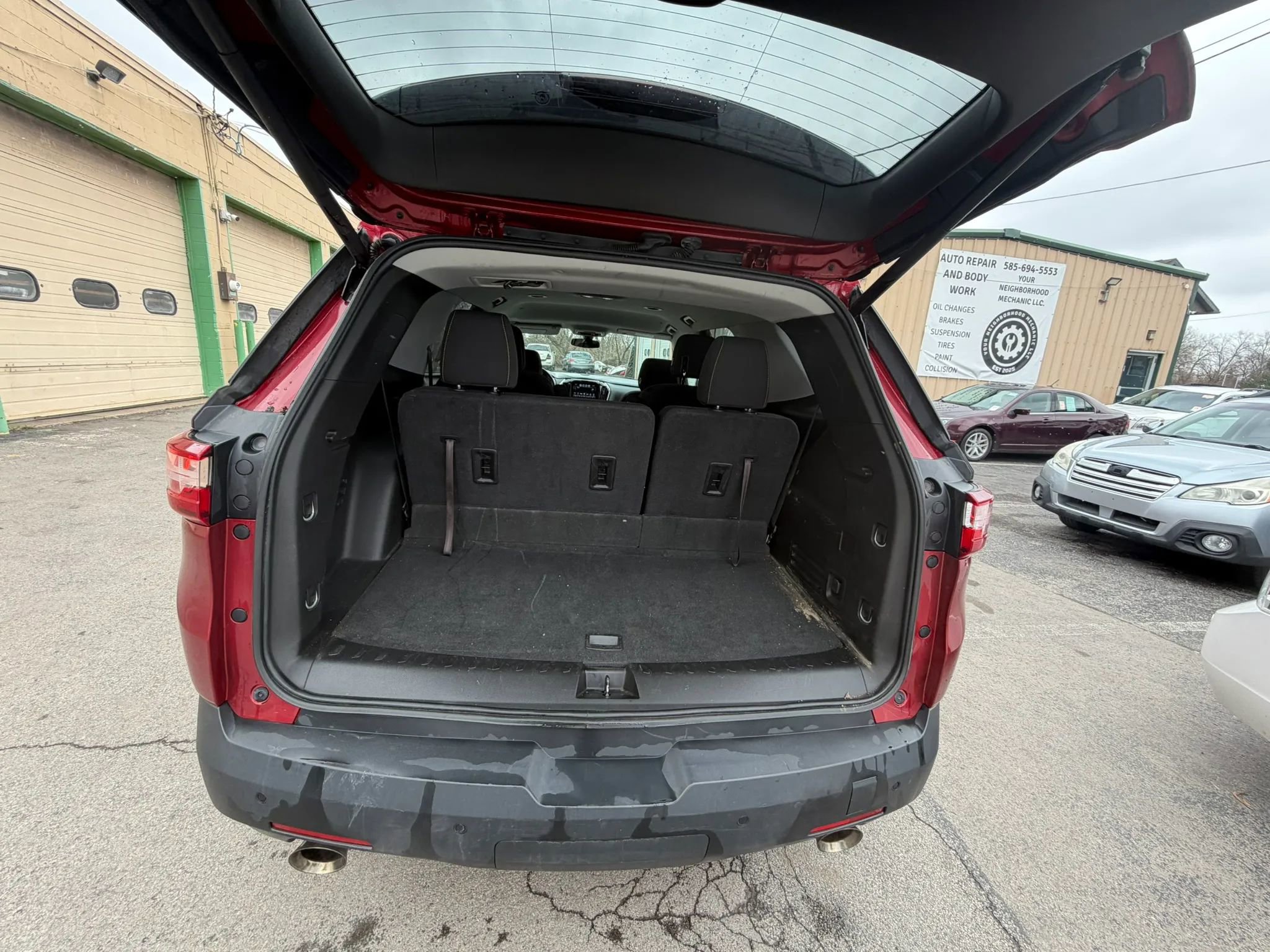 Used 2018 Chevrolet Traverse LT image 13