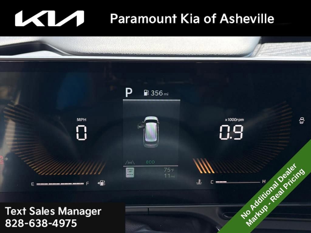 New 2026 Kia Carnival FWD image 8