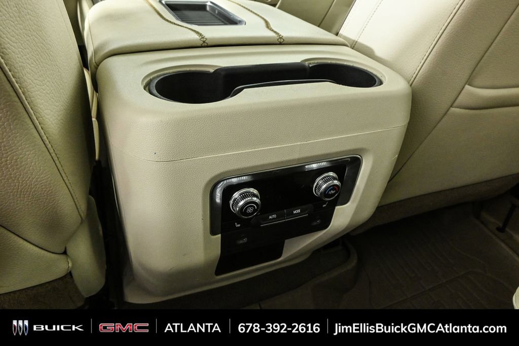 Used 2021 GMC Yukon Denali w/ Denali Premium Package image 21