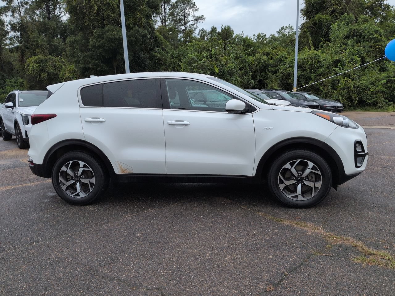 Used 2021 Kia Sportage LX AWD/4WD image 4