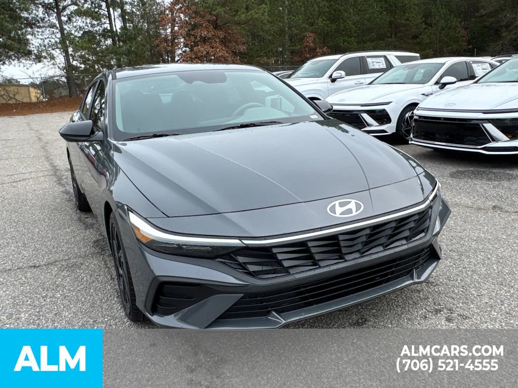Used 2026 Hyundai Elantra Sport FWD image 8