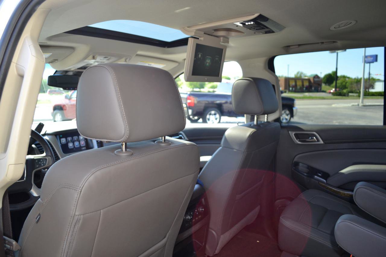 Used 2017 GMC Yukon Denali w/ Open Road Package AWD/4WD image 48