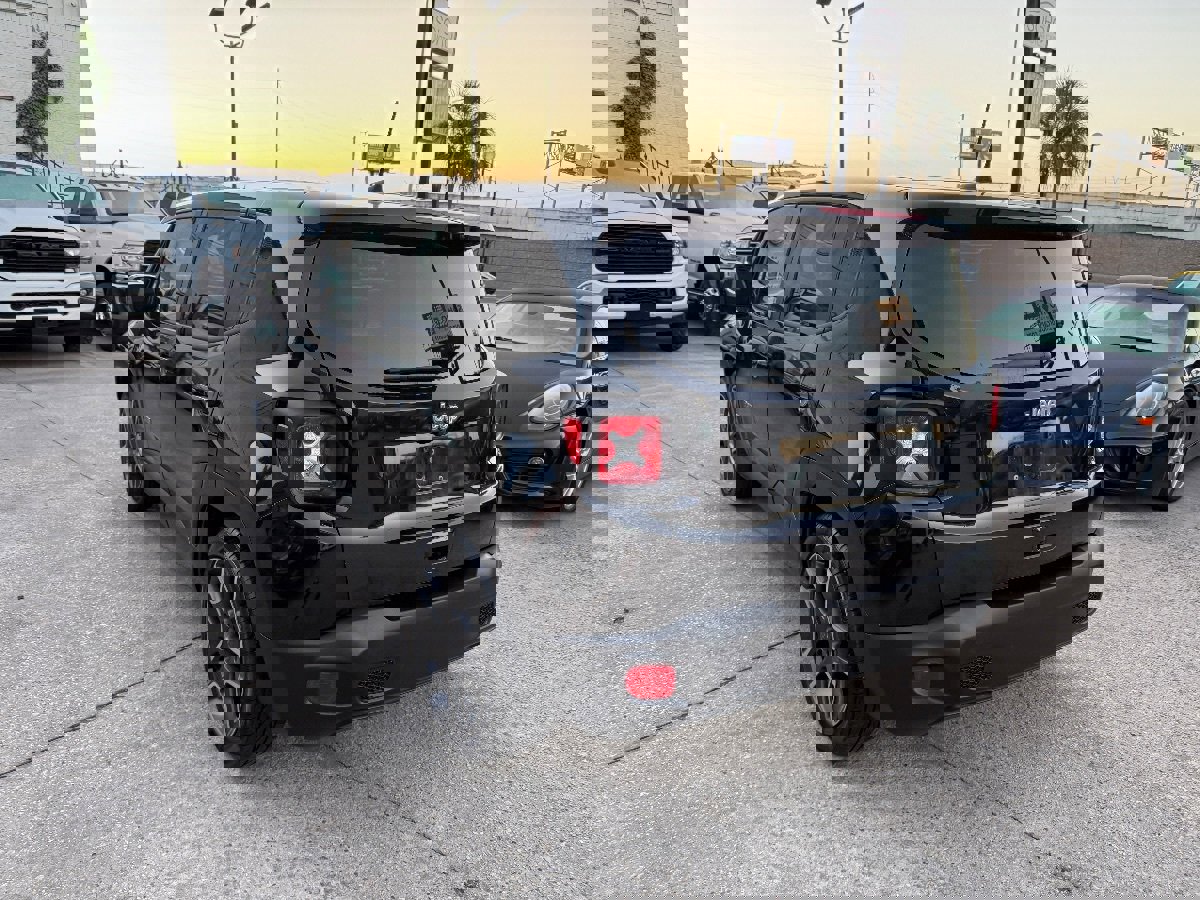 Used 2021 Jeep Renegade Sport FWD image 6