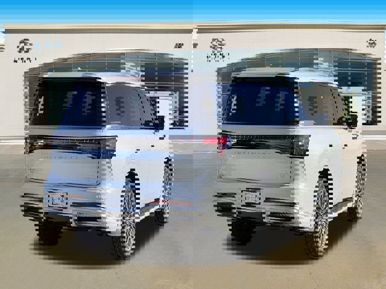 New 2026 INFINITI QX80 Luxe video 3