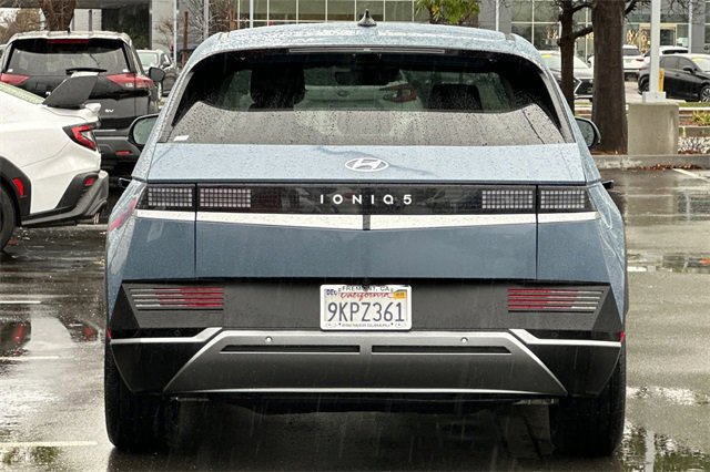 Used 2024 Hyundai Ioniq 5 SE image 5