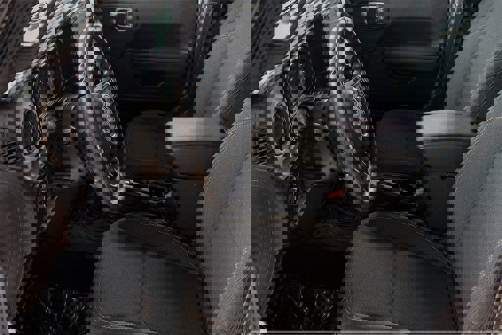 Used 2024 Jeep Gladiator Sport image 9