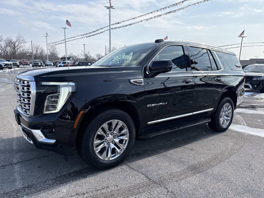 Used 2025 GMC Yukon Denali image 2
