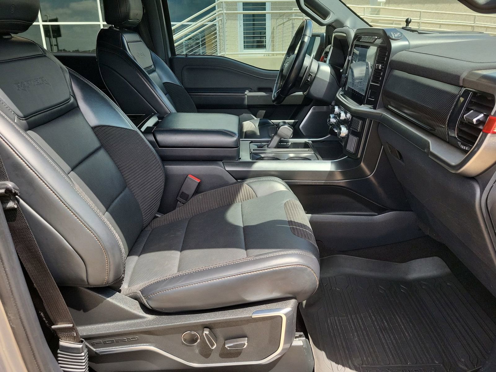 Used 2021 Ford F150 Raptor w/ Equipment Group 801A High AWD/4WD image 28