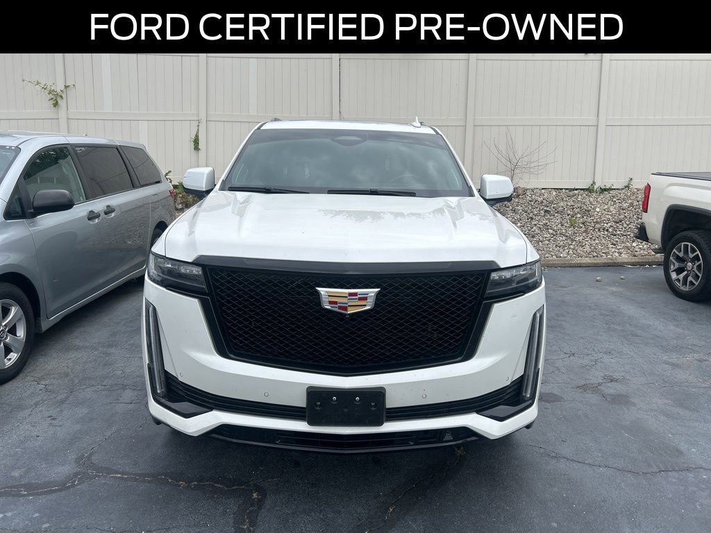 Used 2021 Cadillac Escalade ESV Sport Platinum AWD/4WD image 2