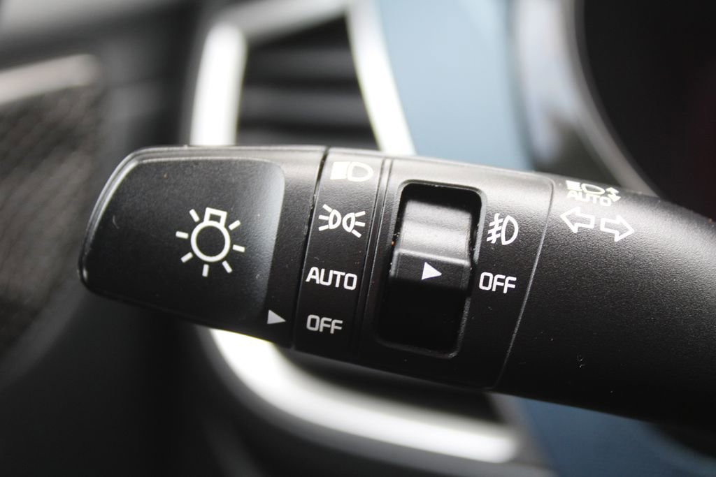 Used 2023 Kia Seltos S w/ Navigation Package FWD image 26