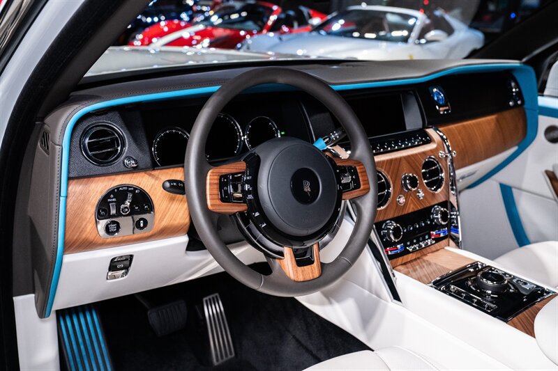 Used 2023 Rolls-Royce Cullinan w/ Cullinan Package AWD/4WD image 12
