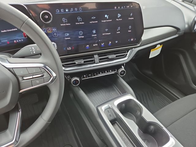 New 2026 Chevrolet Equinox EV LT image 13