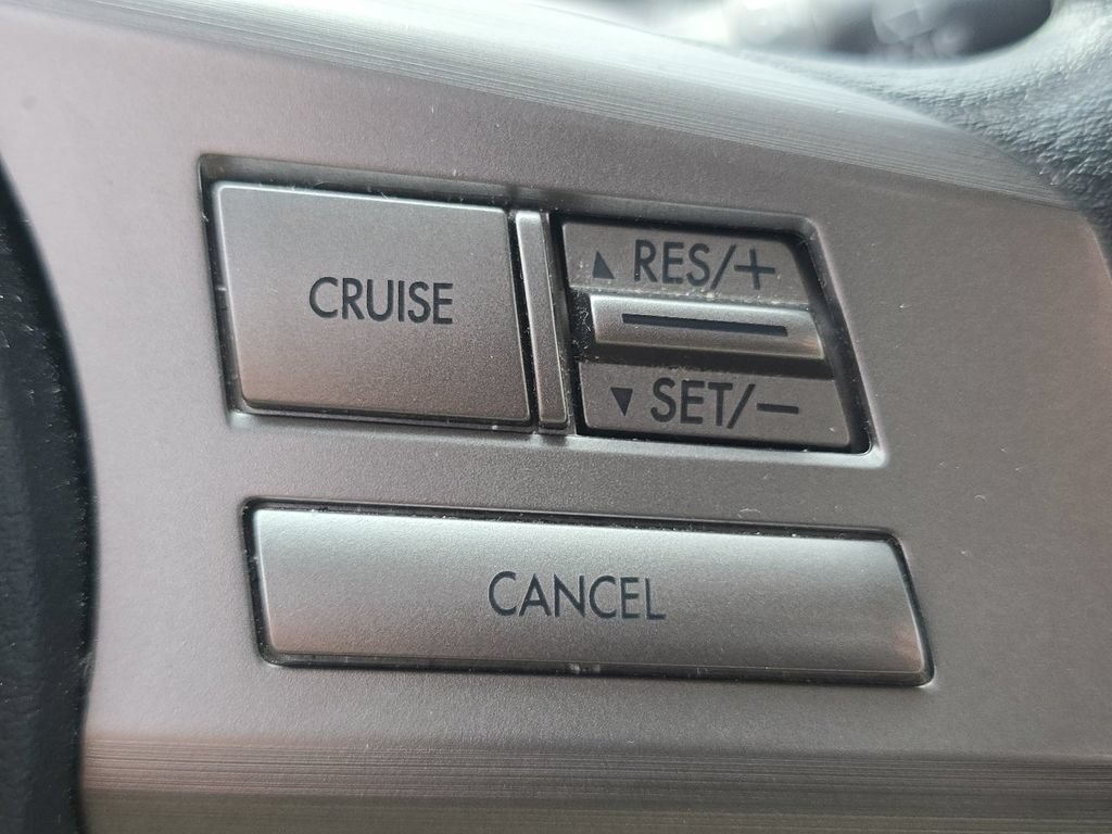 Used 2011 Subaru Outback 2.5i AWD/4WD image 30