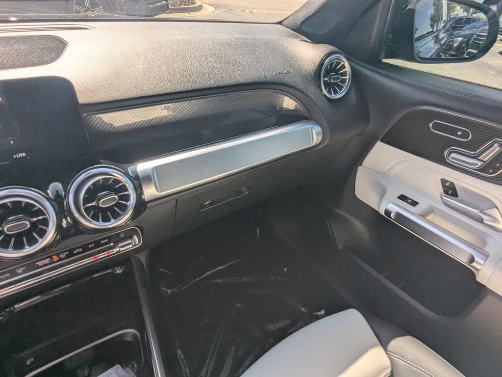 Certified 2023 Mercedes-Benz GLB 250 image 18