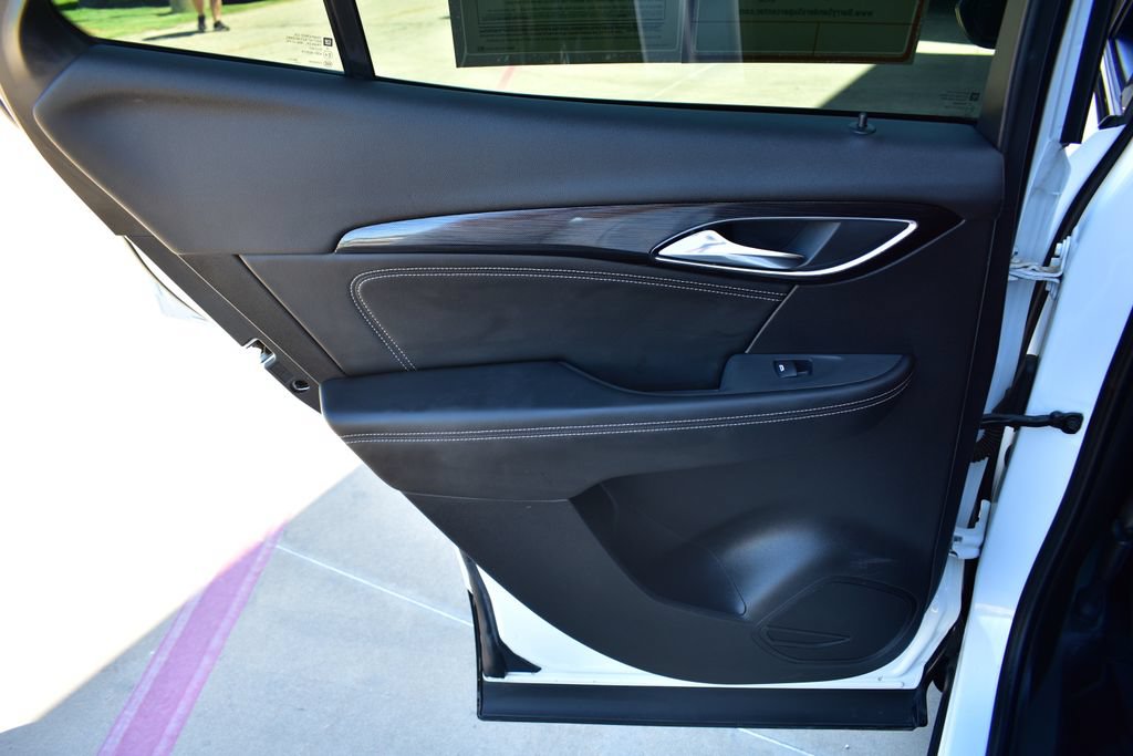 Used 2023 Buick Envision Essence w/ Sport Touring Package FWD image 22