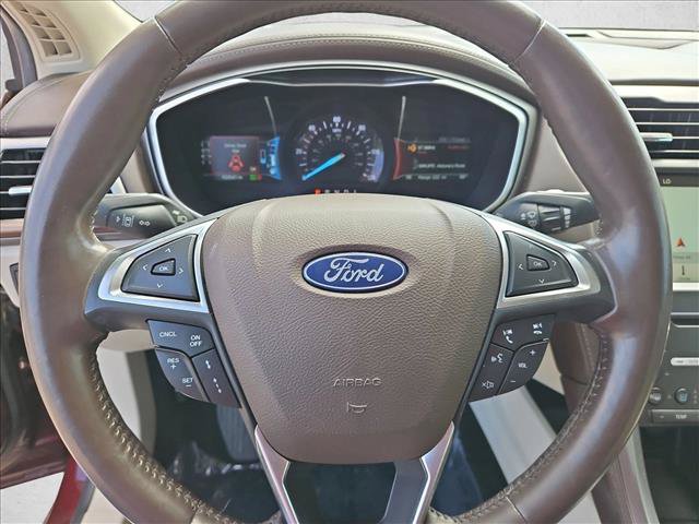 Used 2018 Ford Fusion Platinum FWD image 12