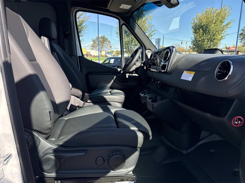 New 2026 Mercedes-Benz Sprinter 144 Cargo image 10