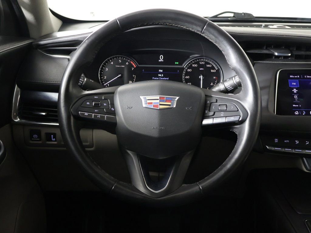 Used 2023 Cadillac XT4 Luxury image 31