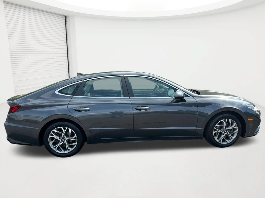 Certified 2023 Hyundai Sonata SEL w/ Convenience Package FWD image 4