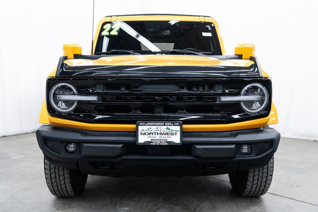 Used 2022 Ford Bronco Outer Banks image 2