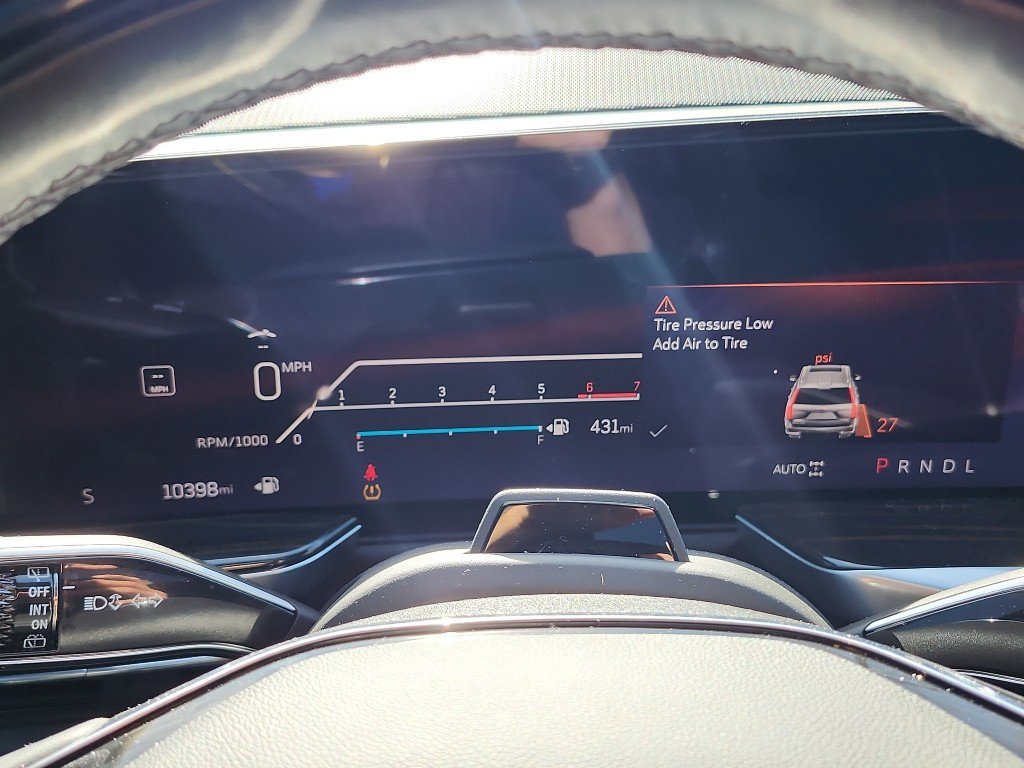 Used 2025 Cadillac Escalade ESV Premium Luxury w/ LPO, Floor Liner Package image 14