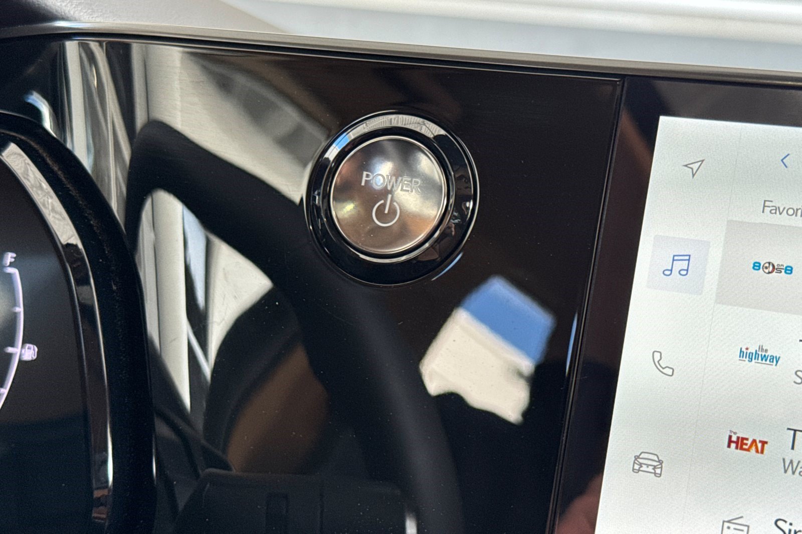 Certified 2026 Lexus NX 350h AWD w/ Accessory Package (K3) image 28