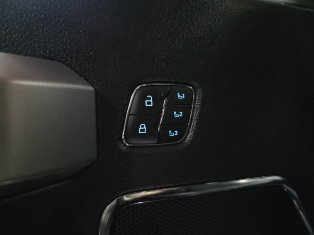 Used 2022 Ford F250 Lariat w/ Lariat Value Package image 31