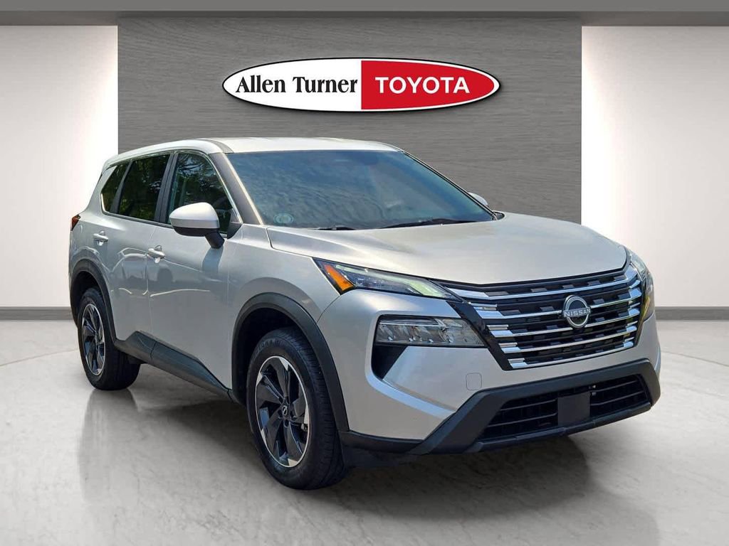Used 2024 Nissan Rogue SV AWD/4WD video 1