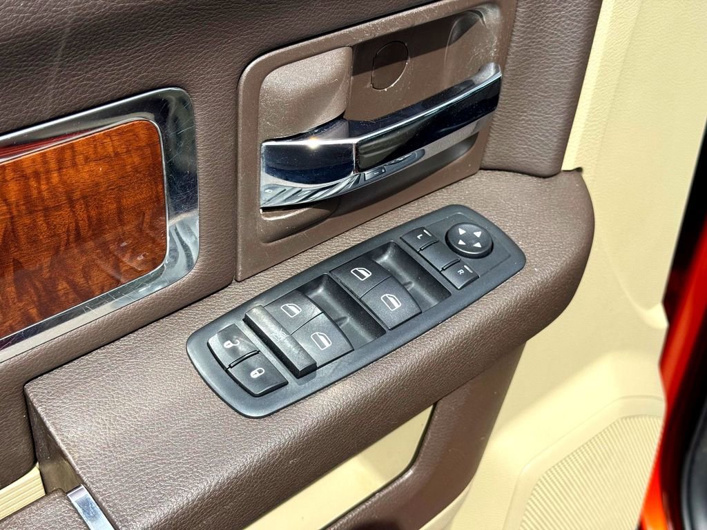 Used 2009 Dodge Ram 1500 Truck Laramie RWD image 18