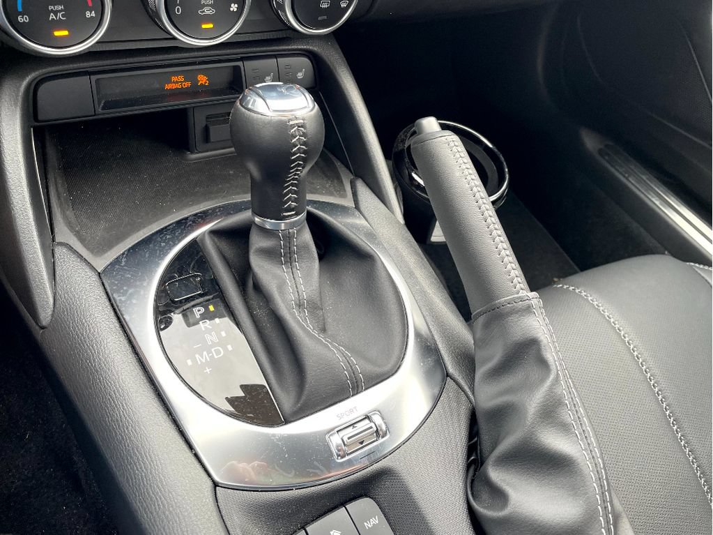 Used 2023 MAZDA MX-5 Miata Grand Touring RWD image 19